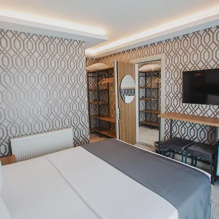 Hotel Prusias 3*