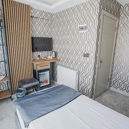 Hotel Prusias 3*